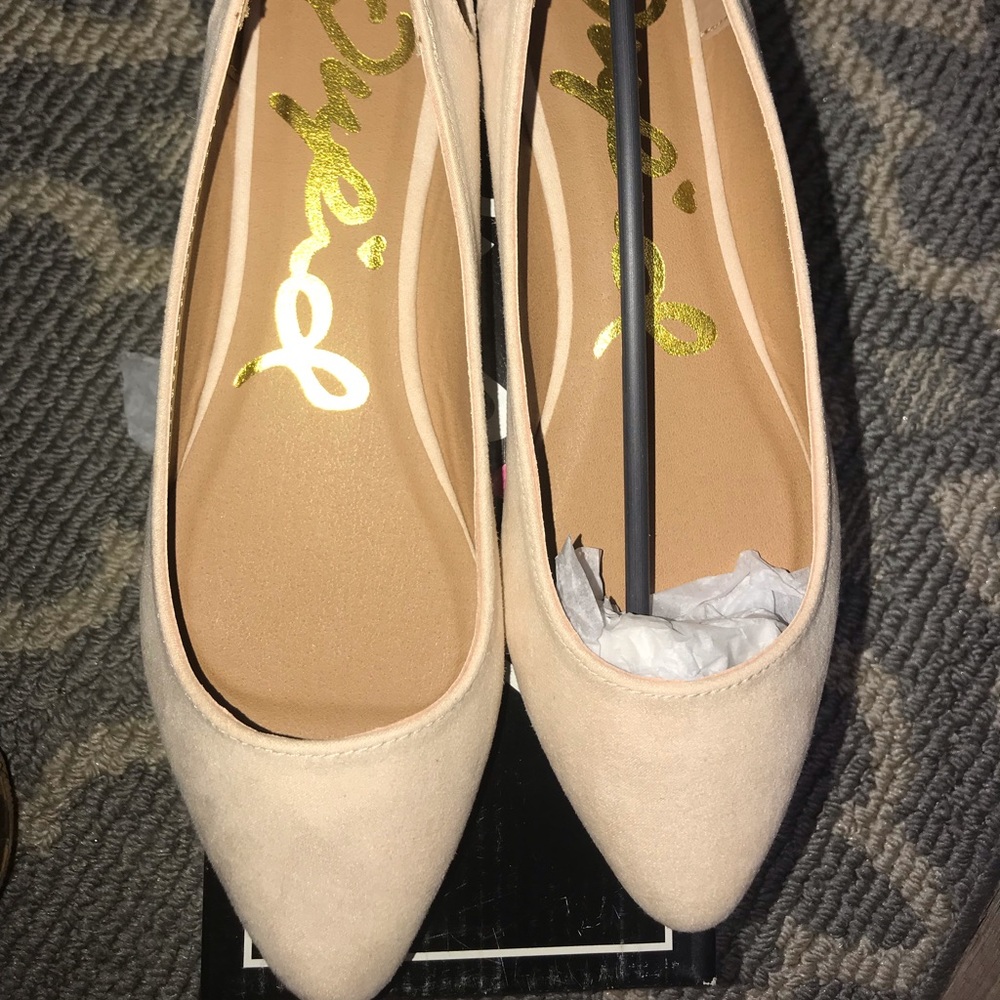 Qupid NEW boutique flats bow nude cream suede